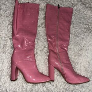 Pink faux leather boots!

Worn once